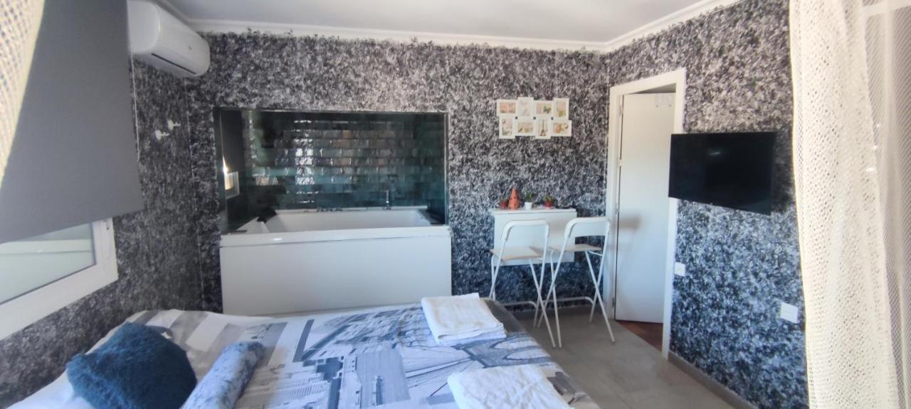Latorre Jacuzzi Jerez Apartment Jerez de la Frontera Exterior photo